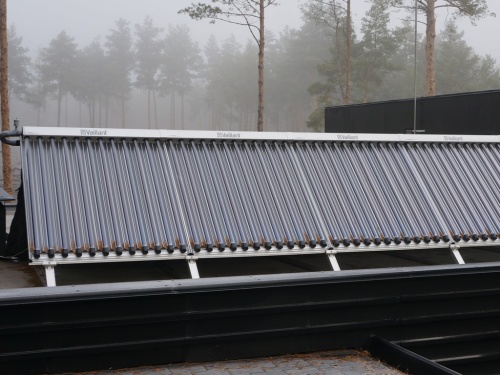 Солнечные коллекторы Vaillant auroTHERM exclusiv VTK 1140/2 для нагрева бассейна, бойлера ГВС, а также для поддержания системы отопления